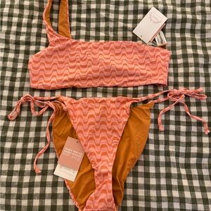 Dippin' Daisy's Pink & Orange Wave Print Bikini Set